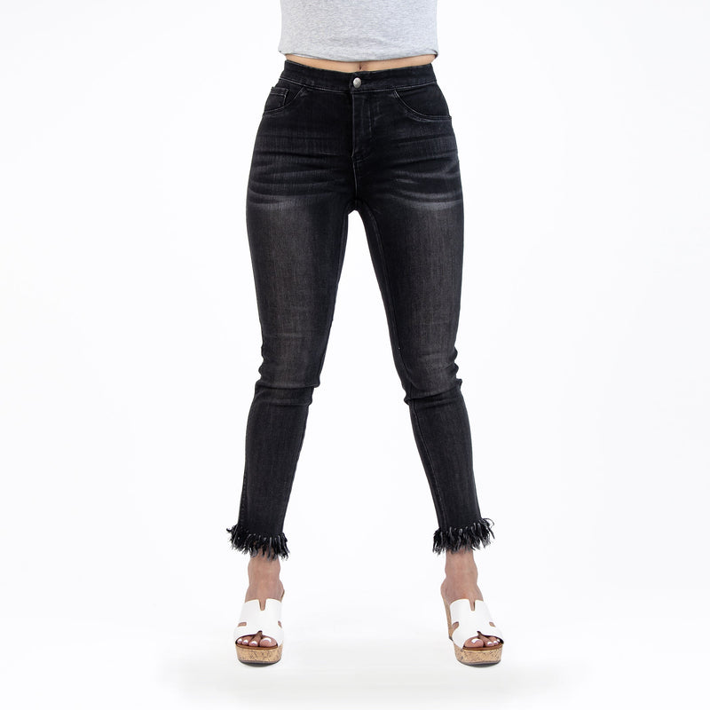 Fringed Hem Capris Jeans - Ceniajeans